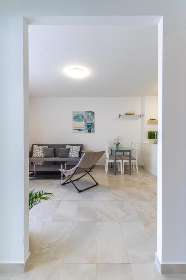Modern 2-Bedroom Apartment With Stunning View Costa Adeje (Tenerife) Exterior foto